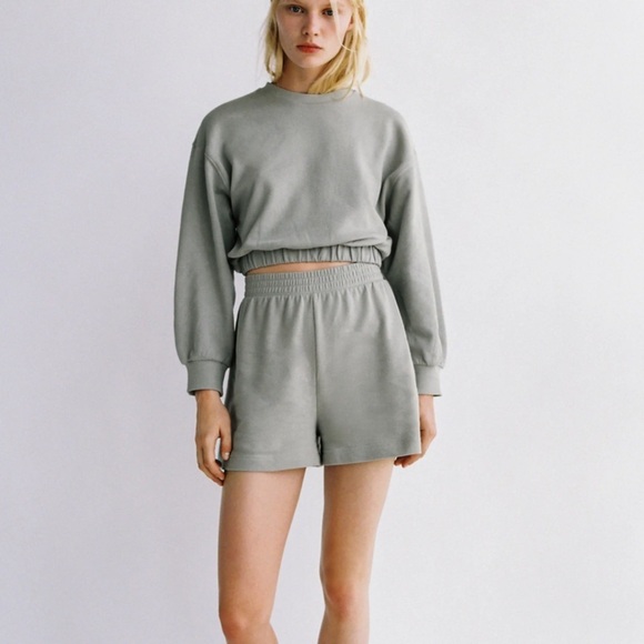 ZARA BNWT Plush Sweatshirt + Shorts 2pc Coord Set - Picture 1 of 3